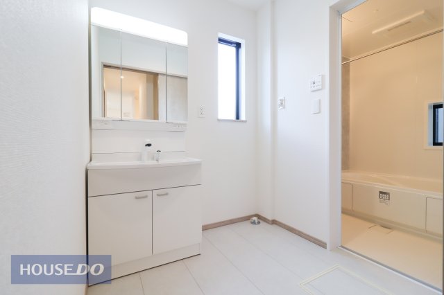 ���ʑ�E���ʏ� �y�������ʉ��ϑ�z�l�C�̎O�ʋ����ʑ�I���������΂������B���Ƒ����������Ղ���[�ł��܂��I