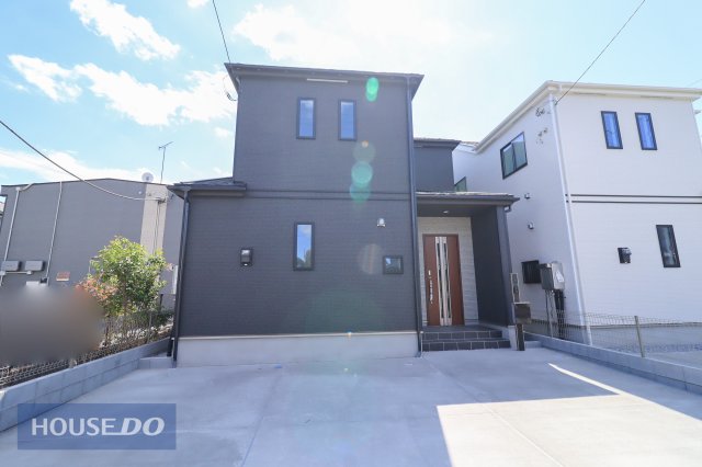 ���n�O�ώʐ^ �y�O�ρz�X�^�C���b�V���ȐF���̊O�ρ��ϋv���⃁���e�i���X���ɗD�ꂽ�O�Ǎނ̓Z���t�N���[�j���O�d�l�B���������̌����\���ɂȂ�悤�ɁA�@�\�I�ɐ݌v����Ă���܂��B