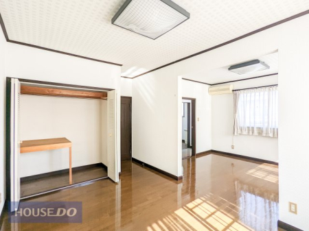 �q������ -