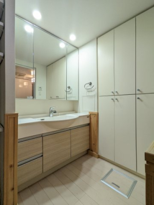 ���ʑ�E���ʏ� -