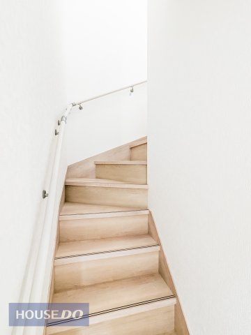 ���̑����� �y�����z�K�i�͎肷�������D�w���񂩂炨�q�l�⍂��҂����S�ł��B�܂��A�̂ڂ�₷���悤�Ɉ�i�̉��s�����L���݌v����Ă���܂��B