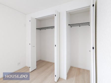 ���[ �y���[�z�e�����ɂ���������[�����Ă���̂ŁA�ו��������Ă����S�ł��ˁI���������L���g�����߂ɂ����[�X�y�[�X�͕K�v�ł��B