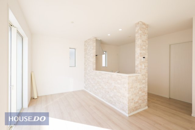 ���r���O �y�_�C�j���O�z�Ƒ��ł��낰��_�C�j���O�ł��B