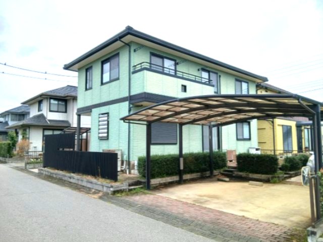 ���n�O�ώʐ^ �y�O�ρ^���n�ʐ^�z�_�C���n�E�X�{�H�̌y�ʓS�����B�����́A�v��I�Ƀ����e�i���X����Ă��܂��B