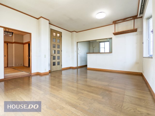  ��������ǍD�ȃ��r���O�͂��Ƒ��Ƃ̎��Ԃɍʂ��^���܂���