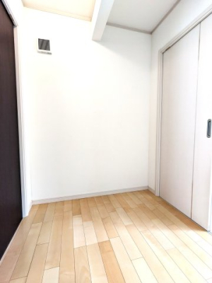 ���[ �E�H�[�N�X���[�N���[�[�b�g�I�ʂ蔲���\������2�����̋��L���[�X�y�[�X�ɂ��g���܂���