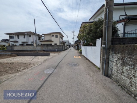 ���̑� �O�ʓ��H�Sm�BLRT�w�k���R���A�������H�ɂ��o�₷���A��ʃA�N�Z�X�̗ǂ����n�ł��B