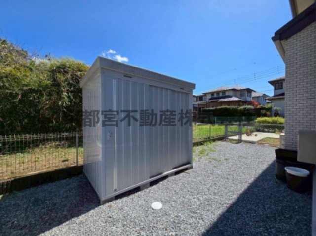 ���̑� �~�n���ɂ͕֗��ȊO�����u�������B�X�^�b�h���X�^�C����X�|�[�c�p�i�A�G�߂̓���ȂǁA�Ƃ̒��ɂ͓��ꂽ���Ȃ��傫�ȉו����X�b�L�����[�ł��܂��B