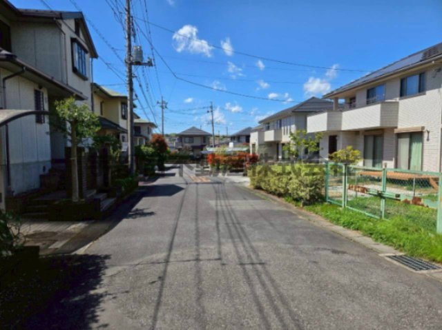 ���̑� �L����Ȃ�ł͂́A�������������X���݁B�O�ʓ��H�͍L���J���I�ŁA�ՐÂȏZ�����ۂ���Ă��܂��B���q�l�Ƃ̕��s�������S���̂��铹���ł��B�v