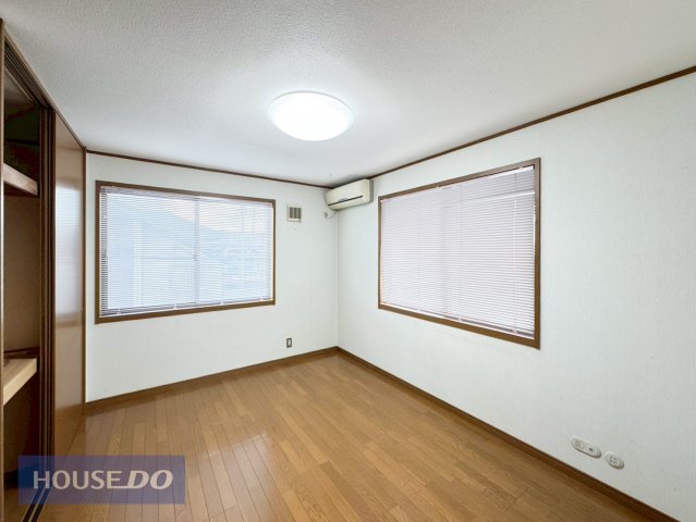 �q������ �׋����V�т��W���ł��関���ɂȂ��镔����