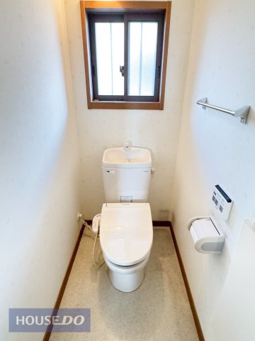 �g�C�� �Q�ӏ�����̂ŁA�Z�������ł����S��ق��ƈꑧ����v���C�x�[�g��Ԃ͍L�߂̐݌v�ƂȂ��Ă���܂��B