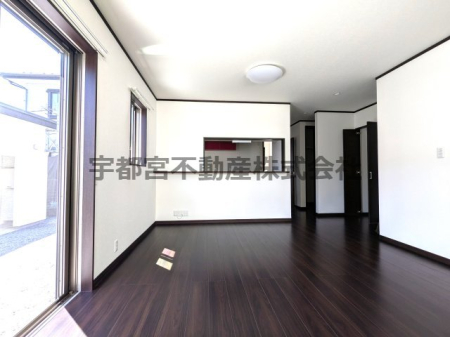 ���r���O ��؂ȉƑ��Ɖ߂����ꏊ������A�K������ލL������������m�ہ��������̂�������ŁA�C���e���A�̃R�[�f�B�l�[�g���y�����Ȃ�܂��ˁI