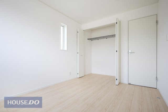 �Q�� �y�Q���z���邢�̌��̓����Q���ł��B�]�T�̂���Q������炵�����������N�A�b�v�I�G�߂��킸�S�n�悢���z�̐Q�����S�Ɛg�̂������ق��������̃v���C�x�[�g���