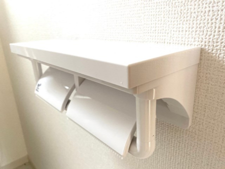 ���̑� �g�C���b�g�y�[�p�[�z���_�[�i�ʐ^�͓��d�l�ʐ^�j