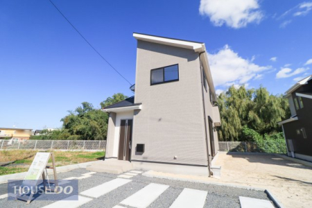 ���n�O�ώʐ^ �X�^�C���b�V���ȐF���̊O�ρ��ϋv���⃁���e�i���X���ɗD�ꂽ�O�Ǎނ̓Z���t�N���[�j���O�d�l�B���������̌����\���ɂȂ�悤�ɁA�@�\�I�ɐ݌v����Ă���܂��B