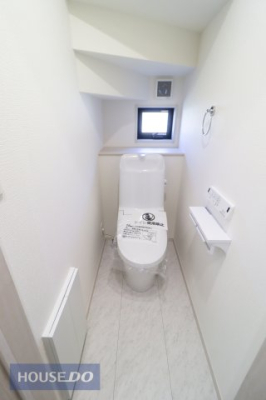 �g�C�� �������g�[�֍��t���B�Q�ӏ�����̂ŁA�Z�������ł����S��ق��ƈꑧ����v���C�x�[�g��Ԃ͍L�߂̐݌v�ƂȂ��Ă���܂��B