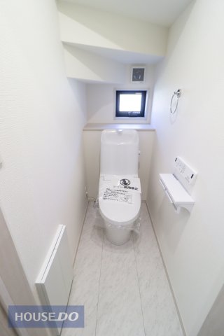 �g�C�� �������g�[�֍��t���B�Q�ӏ�����̂ŁA�Z�������ł����S��ق��ƈꑧ����v���C�x�[�g��Ԃ͍L�߂̐݌v�ƂȂ��Ă���܂��B