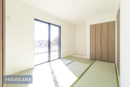 ���̑����� ��������Q�]�񂾂�ƁA������肭�낰����K��ԁB�N�b�V������������̂ŁA���q�l�̗V�я�Ƃ��Ă��d�󂵂܂��ˁ�