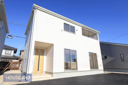 ���n�O�ώʐ^ �y�O�ρz�Q�����@�X���݂ɒ��a���闎���������F���̊O�ρ��ϋv���⃁���e�i���X���ɗD�ꂽ�O�Ǎނ̓Z���t�N���[�j���O�d�l�B