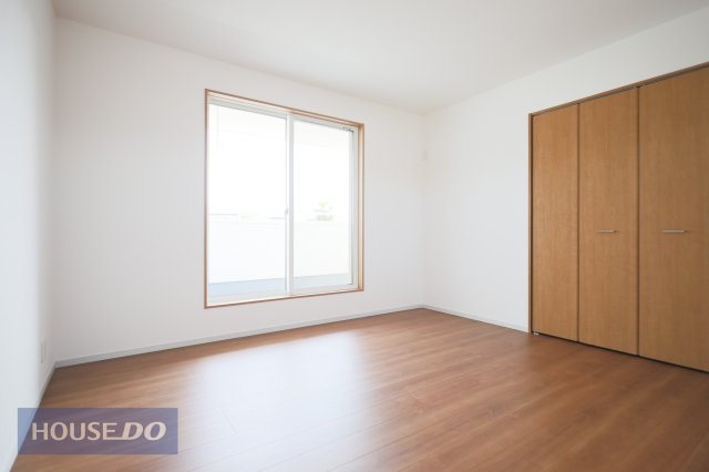 �Q�� �y�Q���z���邢�̌��̓����Q���ł��B�]�T�̂���Q������炵�����������N�A�b�v�I�G�߂��킸�S�n�悢���z�̐Q�����S�Ɛg�̂������ق��������̃v���C�x�[�g���