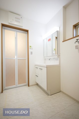  �y�E�ߏ��z���ʒE�ߏ��͂������Ƃ����X�y�[�X�Ŏg���₷���ł��B