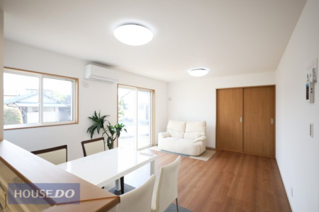 ���r���O �y���r���O�z��؂ȉƑ��Ɖ߂����ꏊ������A�K������ލL������������m�ہ���������̗ǂ����r���O�́A�d�C��̐ߖ�A���󕨂̊����A�J�r�̗}���A���N���i�ȂǁA�����̃����b�g������܂��I