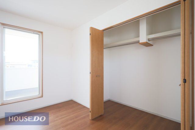 ���[ �y���[�z����������[�����Ă���܂��I�e�����ɂ���������[�����Ă���̂ŁA�ו��������Ă����S�ł��ˁI���������L���g�����߂ɂ����[�X�y�[�X�͕K�v�ł��B