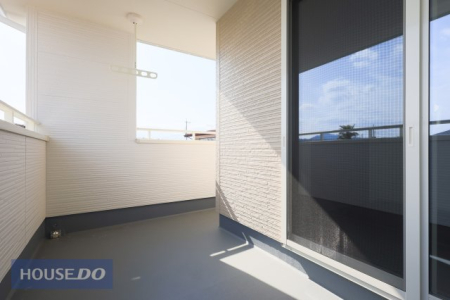 �o���R�j�[ �y�o���R�j�[�z�L�X�o���R�j�[�ł��z�c����󕨂��������񊱂��邾���łȂ��A���͂̎������C�ɂ����Ƀv���C�x�[�g�Ȏ��Ԃ��߂��������b�N�X��ԂƂ��Ă��g���܂��ˁ�