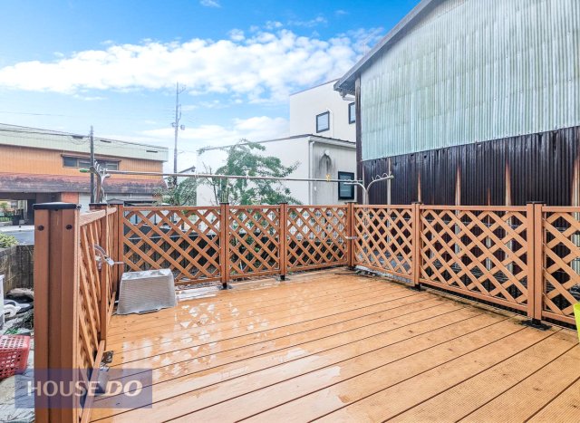 ���̑� ���r���O�ƈ�̉�����L�X�E�b�h�f�b�L�B�e�B�[�^�C����Ǐ����y���ތe���̏�Ƃ��Ă͂������A�V�C�̗ǂ����̃����h���[�X�y�[�X���̋�ԂƂ��Ă��Z�B����̒��ŋC�y�Ɏ��R�����������ґ�ȓ����Ȃł��B