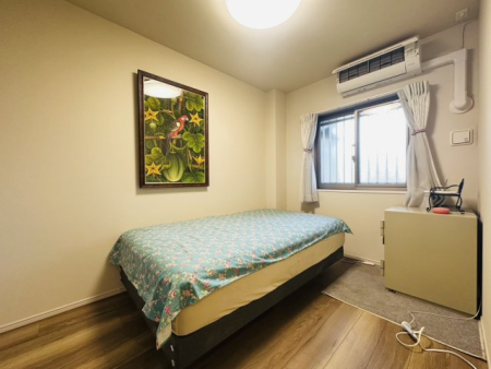�Q�� -