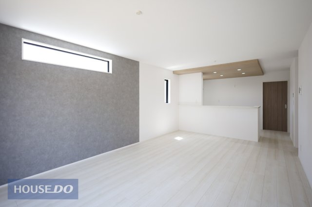  �y���r���O�_�C�j���O�z�Ƒ��ŉ߂����邭�났�̋��