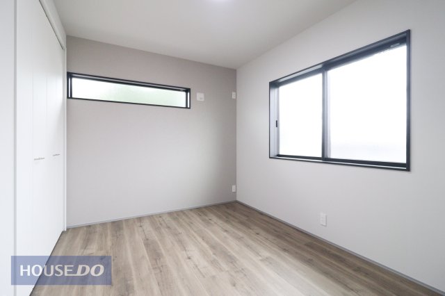 �q������ �y�q�������z���q�l�̐���������邨��������[�����Ă���܂��B