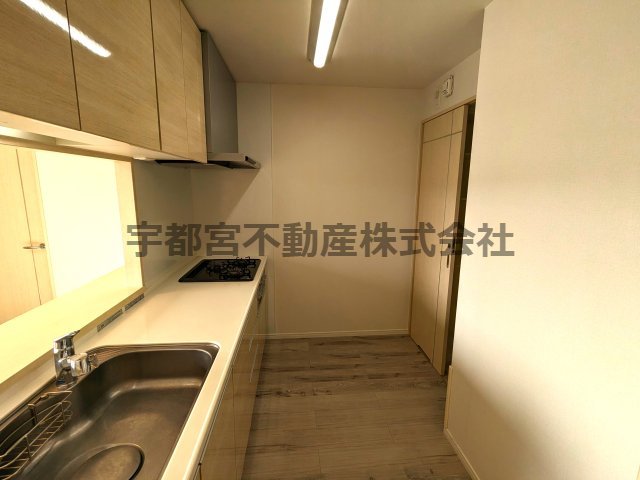 �L�b�`�� �L�b�`���F�Ƒ��̏Ί炪���܂�闝�z�̃L�b�`�����Ǝ��������Ɗy����������K�ȃL�b�`���X�y�[�X�ł���