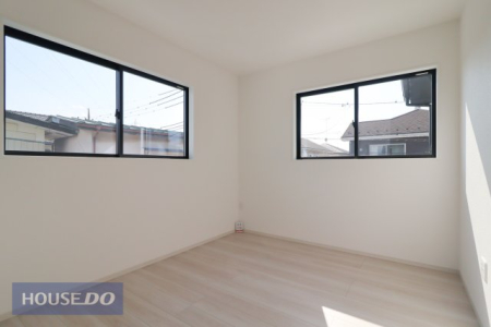 �q������ �y�q�������z���q�l�̐���������邨��������[�����Ă���܂��B