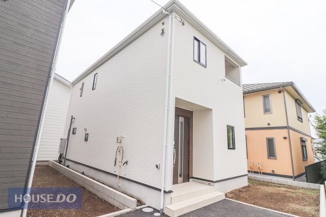 ���n�O�ώʐ^ �y�O�ρz1�����@�N�炩�Ō��N�I�ȃf�U�C���̊O�ρ��ϋv���⃁���e�i���X���ɗD�ꂽ�O�Ǎނ̓Z���t�N���[�j���O�d�l�B���������̌����\���ɂȂ�悤�ɁA�@�\�I�ɐ݌v����Ă���܂��B