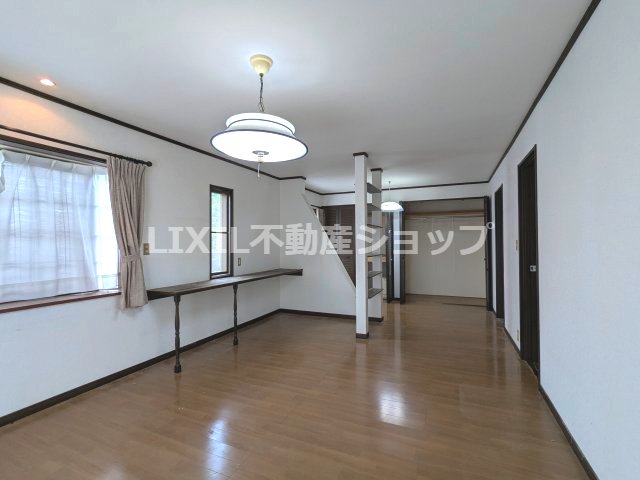 �Q�� 1�����ɏ��ւ���[���������ꂽ�Q���B�e�����[�N�ɂ��������߂ł��B