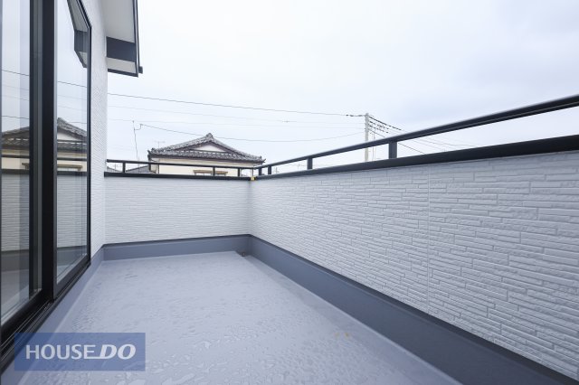 �o���R�j�[ �y�o���R�j�[�z�L�X�o���R�j�[�ł��z�c����󕨂��������񊱂��邾���łȂ��A���͂̎������C�ɂ����Ƀv���C�x�[�g�Ȏ��Ԃ��߂��������b�N�X��ԂƂ��Ă��g���܂��ˁ�