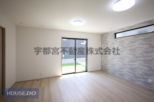 ���r���O �y���r���O�z���n�����ʐ^�B���邢�������̓��郊�r���O�͉Ƒ��c���̏ꏊ��