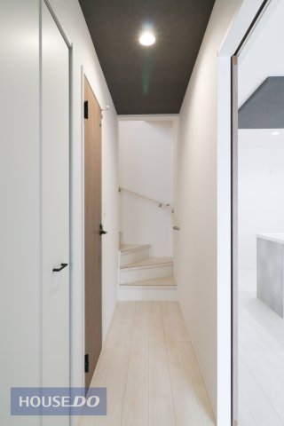 ���̑����� �y�����z���n�����ʐ^�B�K�i�͎肷�������D�w���񂩂炨�q�l�⍂��҂����S�ł��B