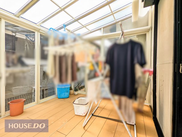 ���̑����� �~���S�n�悢�����ڂ������ł���T�����[���B���[���X�N���[���Ńv���C�x�[�g��Ԃ��m�ۂł��܂��B