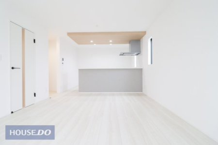  �y�_�C�j���O�z �Ƒ��ł��낰��_�C�j���O�ł��B